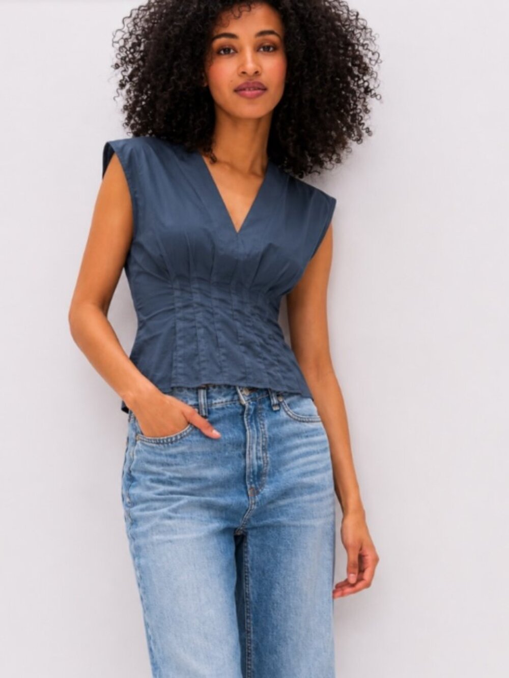 Rag & Bone Ines V-Neck Cotton Poplin Top in Navy/Slate Blue